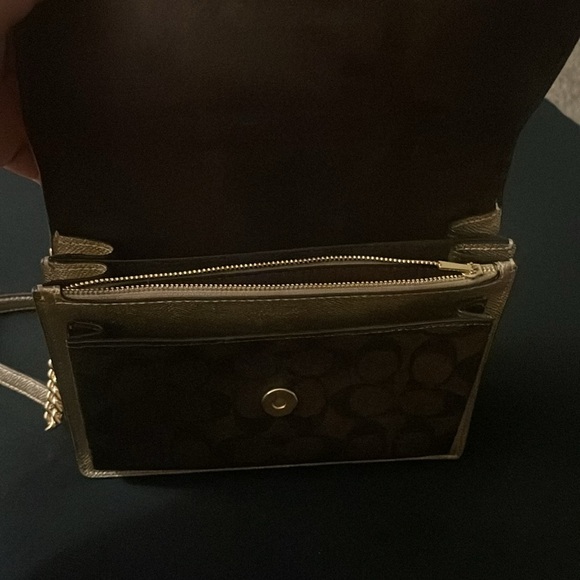 COPY - Small/Medium Gold/Brown Coach Purse - Picture 4 of 4